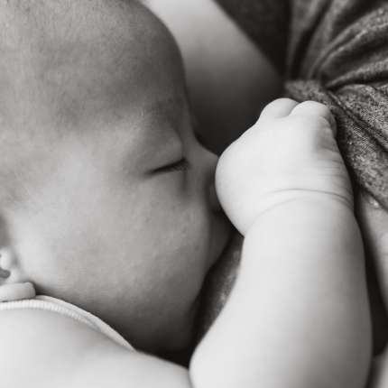 Allaitement : zoom sur le réflexe d'éjection fort (REF)