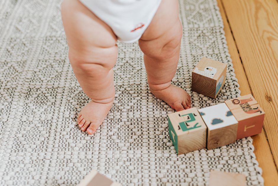 Étapes clés du développement moteur bébé