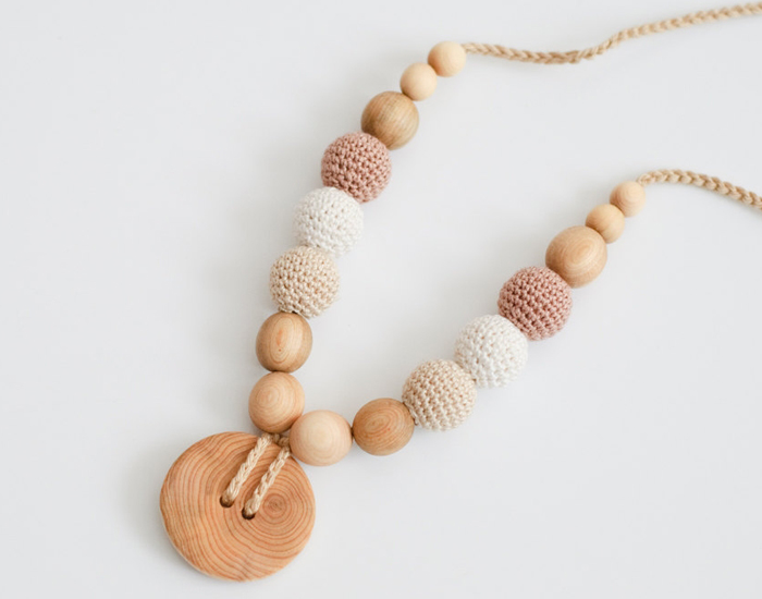 KANGAROOCARE Collier d'Allaitement et de Portage - Button Cream and Beige