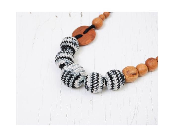 KANGAROO CARE Collier d'allaitement et de portage Black & White Pommier - BN029