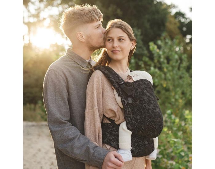 LOVE AND CARRY Porte-Bb - One - Ds 0  2 ans