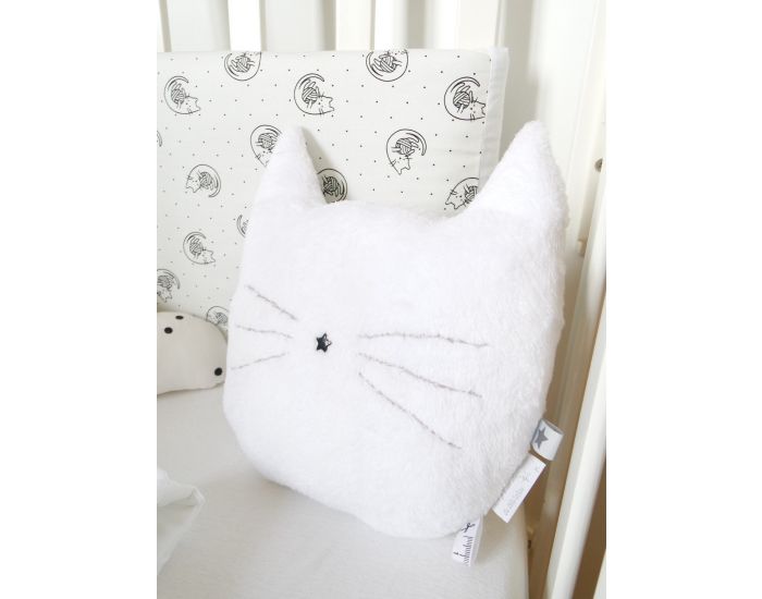 LES P'TITES MERVEILLES DE BERENICE Coussin Chat � Moustaches