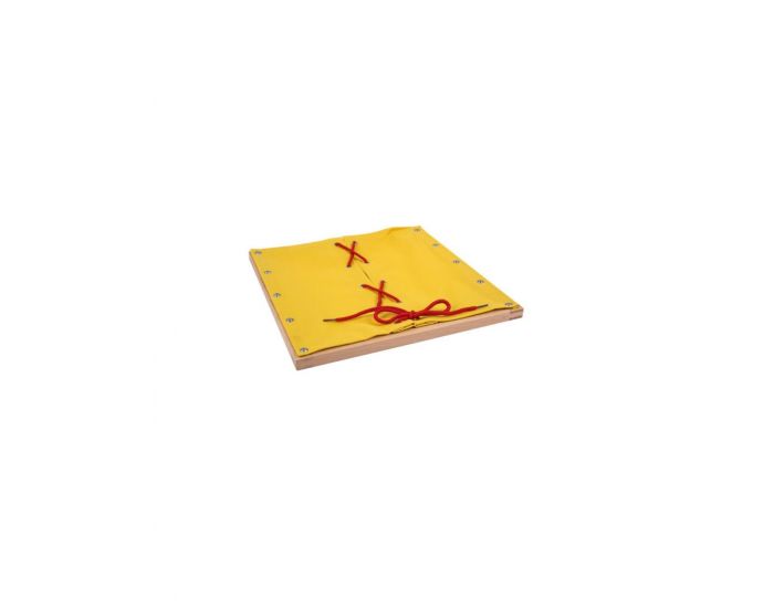 Cadre d'habillage  lacets - Ds 3 ans