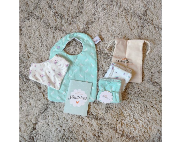 CAROTTE & CIE Kit Naissance Bb Licornes et Diamants