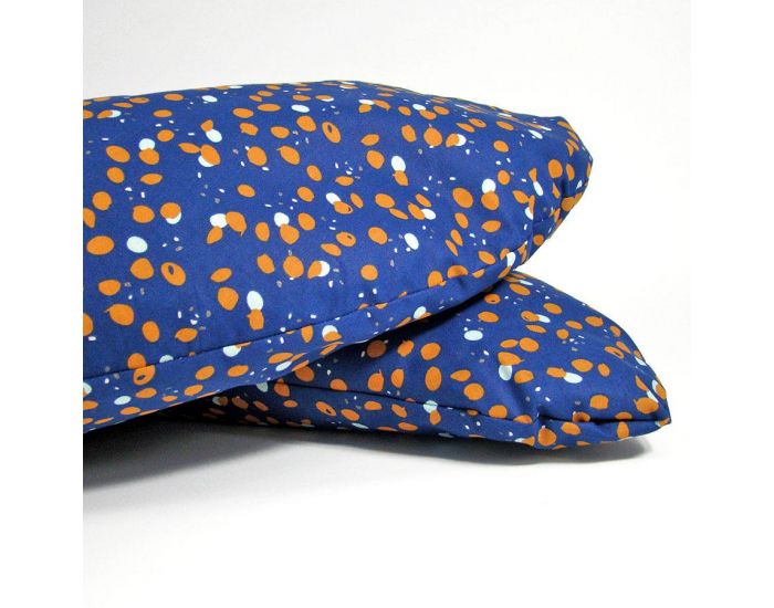 LES BABILLEUSES Coussin de maternit� Georges - N�buleuses marine (1)