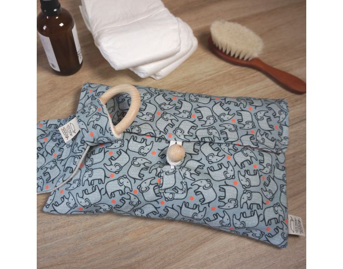 LES PETITS POIS Pochette � Couches - 26 x 16 cm (3)