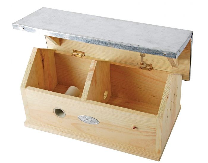 ESSCHERT DESIGN Abri � bourdons - D�s 3 ans (1)