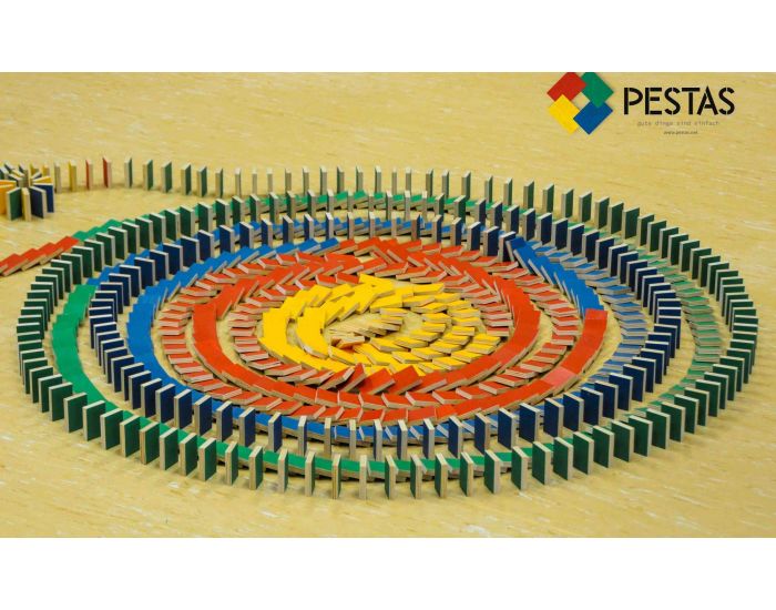 PESTAS Baril de 500 Dominos Pestas - D�s 4 ans  (3)