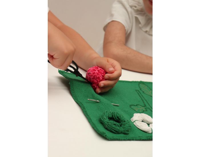 OLI & CAROL Kit de Couture Do It Yourself Ramona Le Radis - D�s 6 ans  (4)