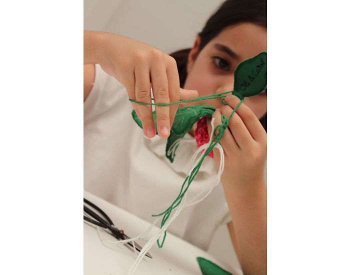 OLI & CAROL Kit de Couture Do It Yourself Ramona Le Radis - D�s 6 ans  (6)