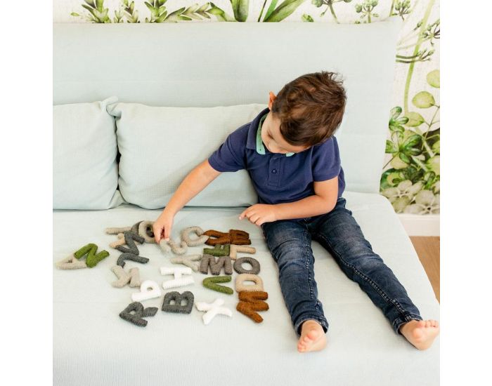 PAPOOSE TOYS Alphabet en Laine Feutr�e - Les Majuscules - D�s 3 ans (1)