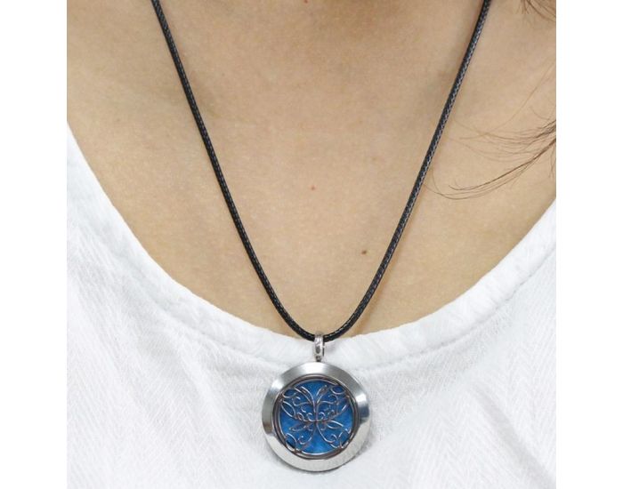 SUN AND SIA Collier d'Aromath�rapie - Papillon Abstrait (1)