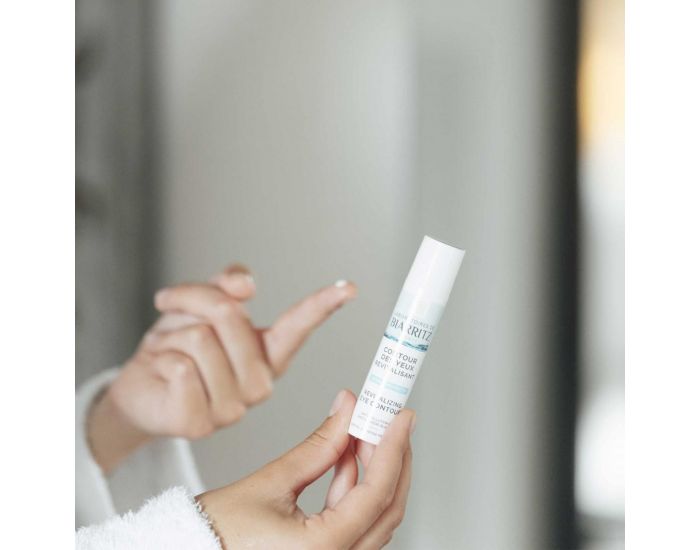 LABORATOIRES DE BIARRITZ Contour des Yeux Revitalisant Certifi� Bio - 15ml (5)