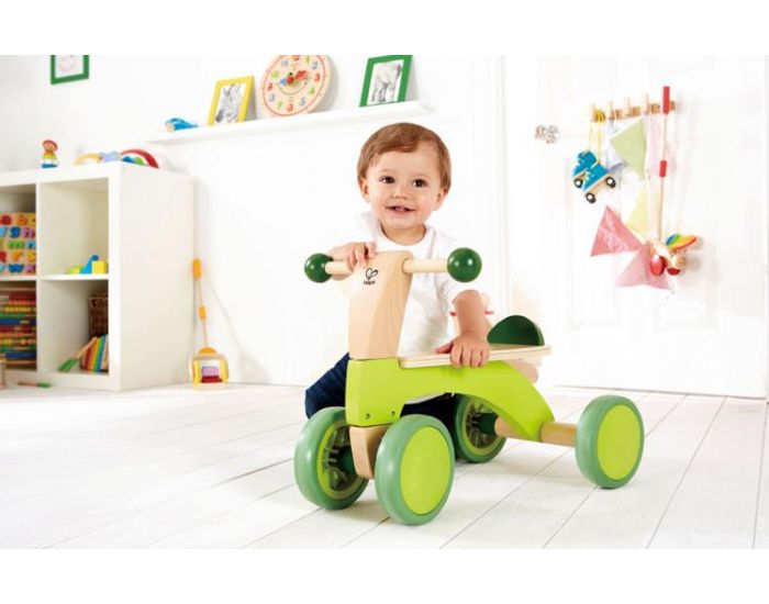 HAPE Porteur en bois Vert - D�s 12 mois (3)