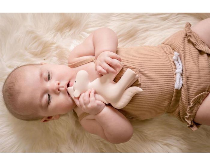 TIKIRI Set de 3 Animaux en Caoutchouc Naturel Marshmallow - D�s la naissance (4)