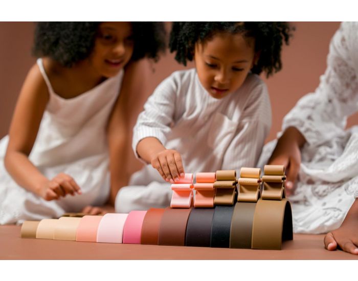 DENA Grand arc-en-ciel en silicone - D�s La Naissance (1)