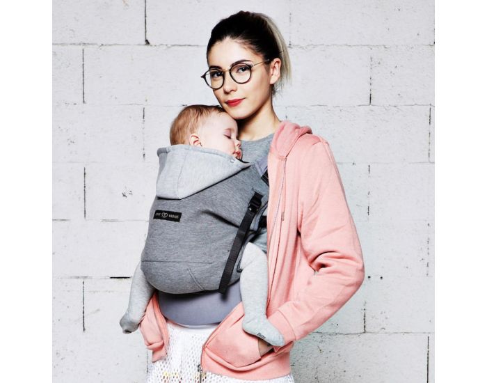 LOVE RADIUS - HoodieCarrier (1)