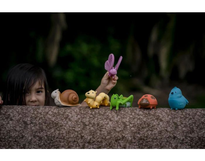 TIKIRI Sauterelle en caoutchouc naturel - D�s la naissance (1)