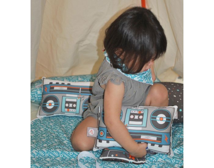 CAROTTE & Cie Coussin musical Ghettoblaster Get Lucky (1)