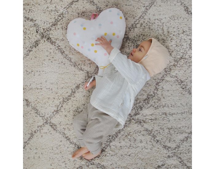 CAROTTE & Cie Coussin Musical Ballon coeur (1)