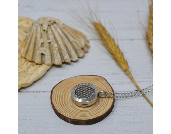 IRR�VERSIBLE Collier M�daillon Diffuseur d'Huiles Essentielles - Fleur de Vie avec 7 Feutrine (2)