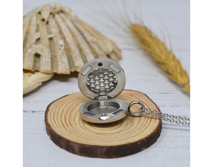 IRR�VERSIBLE Collier M�daillon Diffuseur d'Huiles Essentielles - Fleur de Vie avec 7 Feutrine (5)
