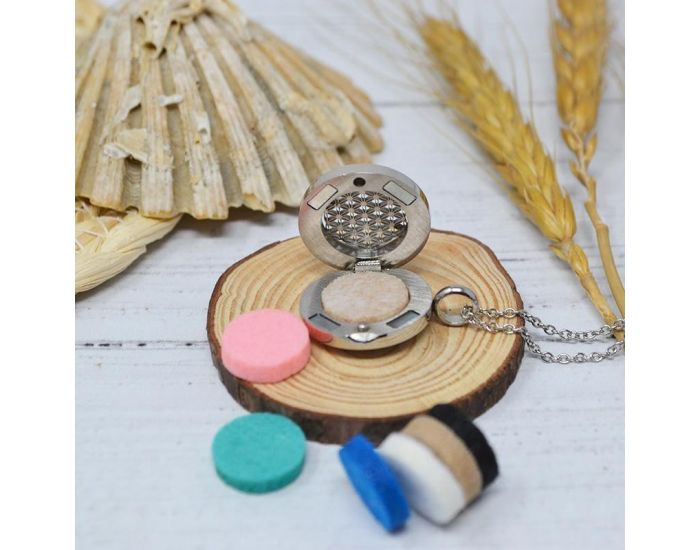IRR�VERSIBLE Collier M�daillon Diffuseur d'Huiles Essentielles - Fleur de Vie avec 7 Feutrine (6)