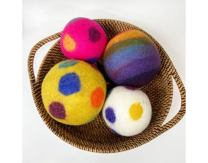 PAPOOSE TOYS Balle en Laine Feutr�e - Polka Dots - D�s la naissance (1)