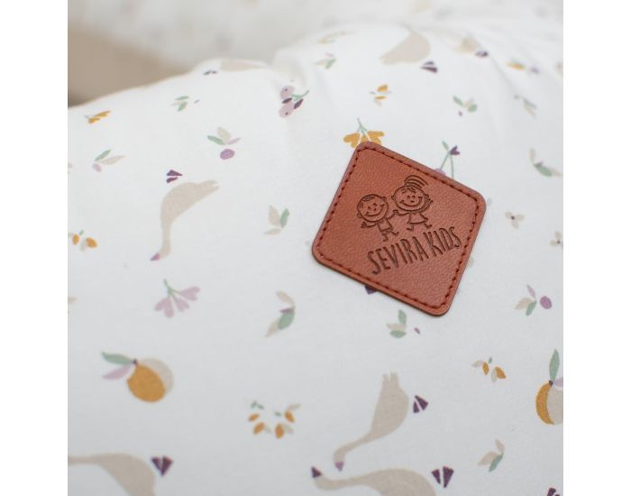 SEVIRA KIDS Petit Coussin d'Allaitement Ergonomique + Housse - Sidonia (2)