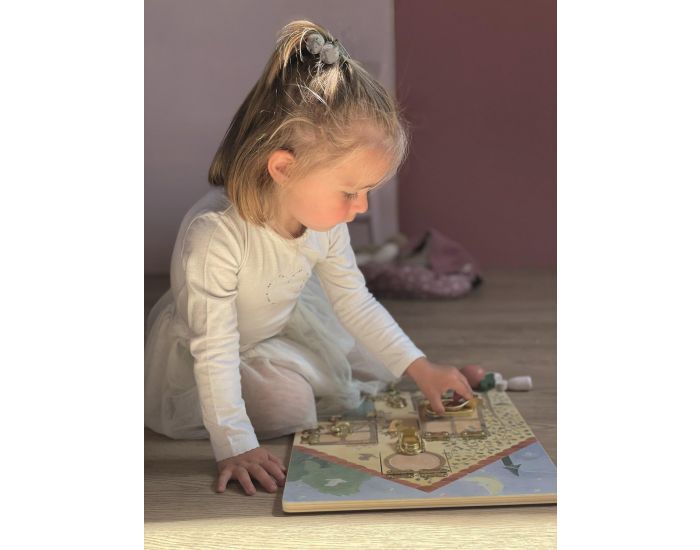 EGMONT TOYS Tableau d'Activit�s avec Verrous - D�s 3 ans (2)