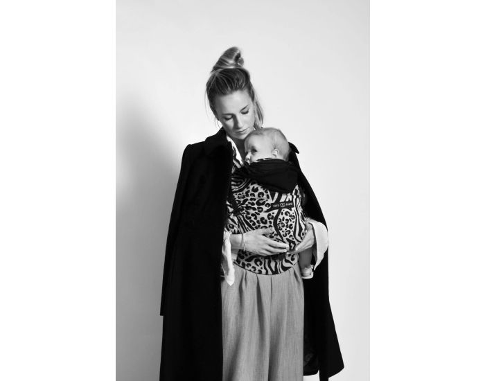 LOVE RADIUS HoodieCarrier 2 - Leozebra (5)