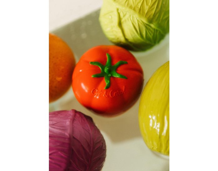 OLI ET CAROL Balle B�b� - Tomate - D�s la naissance (2)