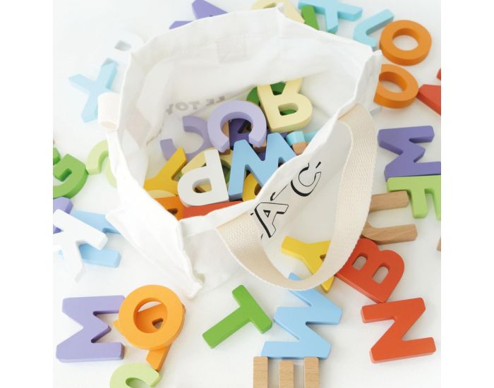 LE TOY VAN Lettres de l'Alphabet en Bois - D�s 12 mois (2)