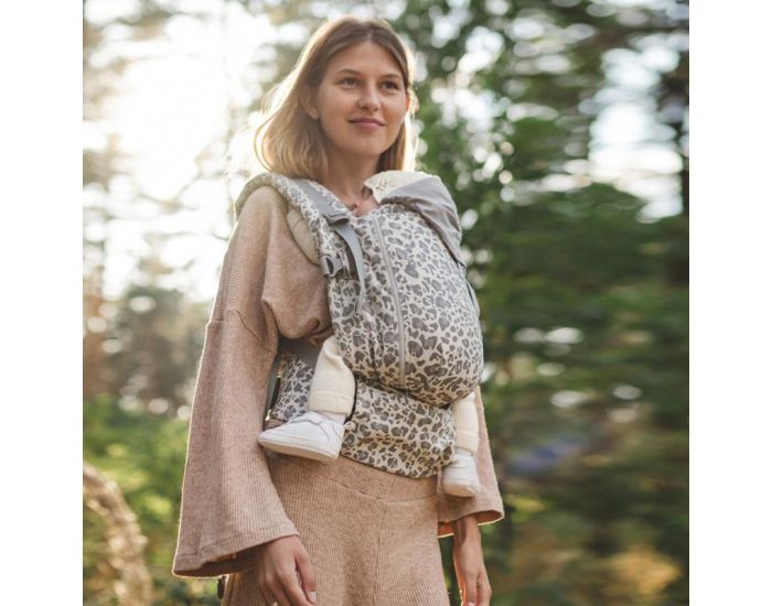 LOVE AND CARRY Porte-Bb - One - Ds 0  2 ans (1)