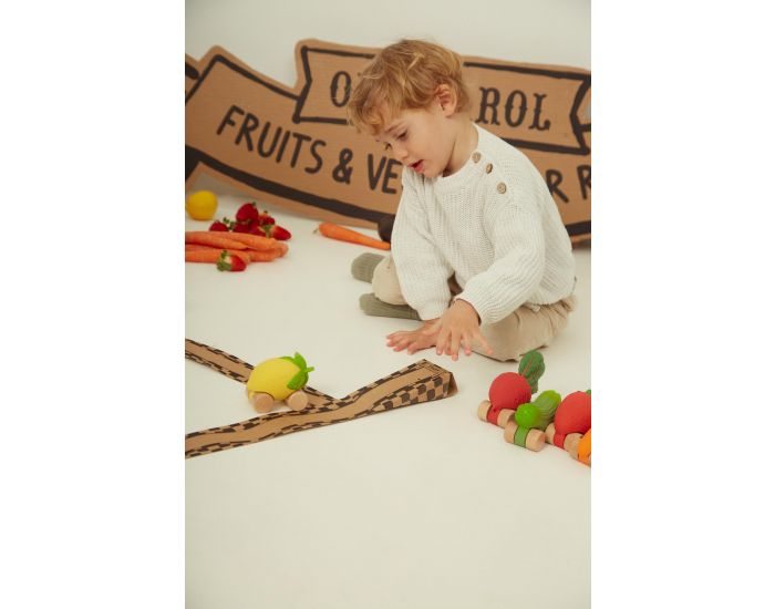 OLI ET CAROL Lou la Voiture Citron - D�s la Naissance  (4)