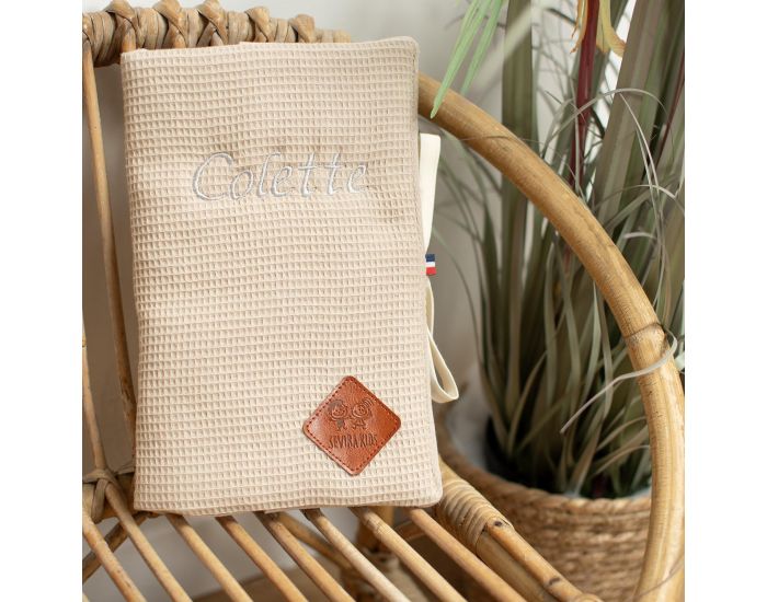 SEVIRA KIDS Protge Carnet de Sant en Nid d'Abeille (1)