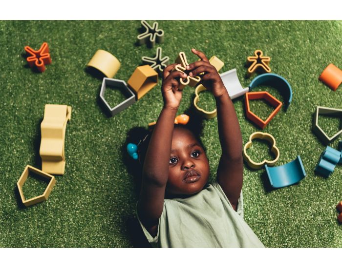 D�NA Personnages + Maisons + Arbres � Empiler en Silicone - D�s la naissance  (2)