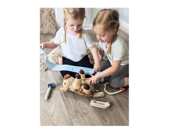 SMALL FOOT COMPANY Kit de Jeu - M�decin - D�s 3 ans  (1)