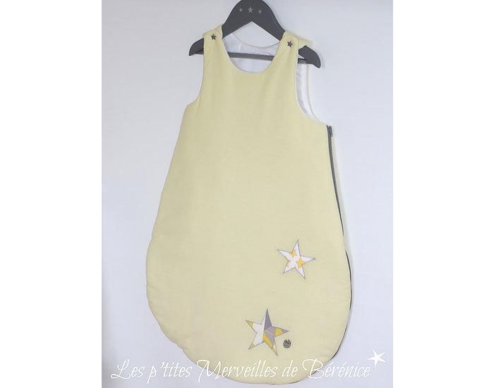 LES P'TITES MERVEILLES DE BERENICE Gigoteuse 6-12 Mois - Scandinave - Jaune Gris Blanc (1)