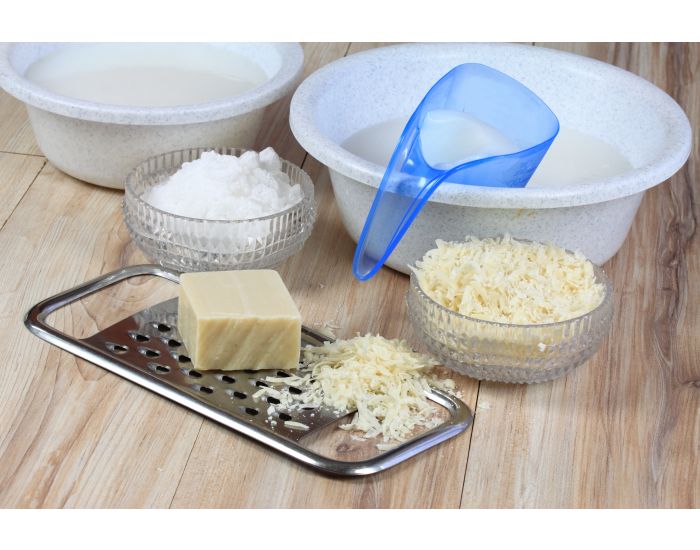  LA FEE DU LOGIS VERT Savon en Paillettes  (1)