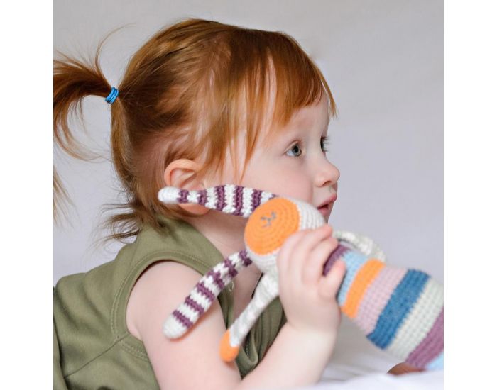 PEBBLE Grand Hochet Lapin Multicolore en Coton Bio (9)