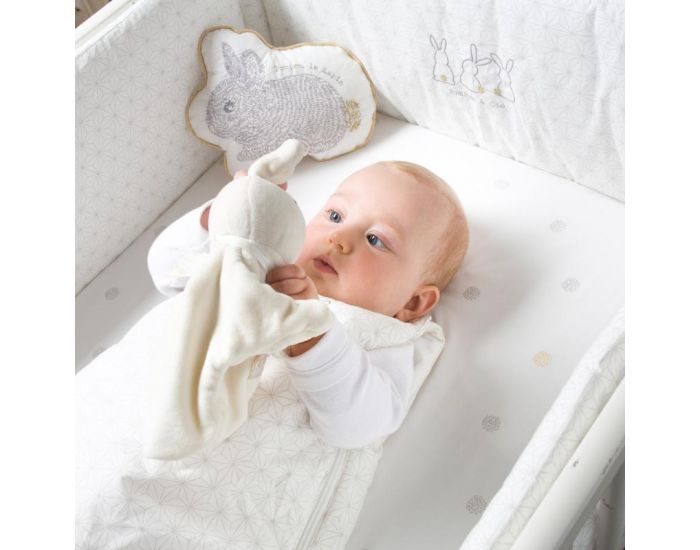 LITTLE CREVETTE Coussin Pompom Le Lapin (2)