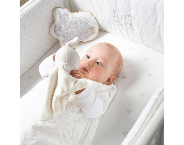 LITTLE CREVETTE Coussin Pompom Le Lapin (6)