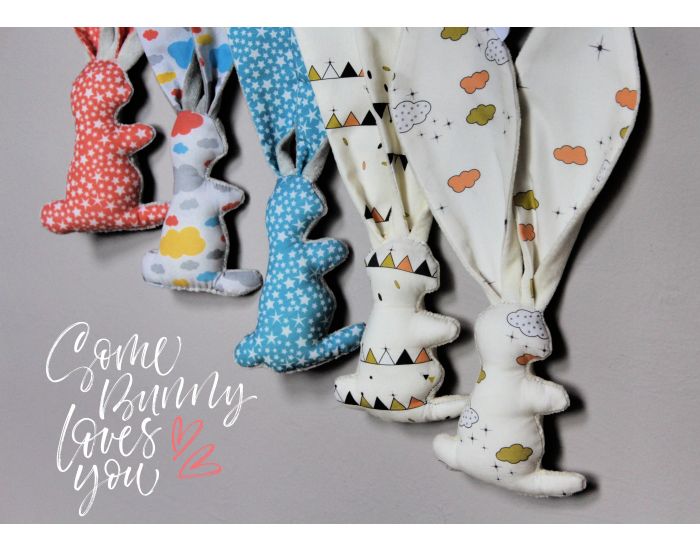 CHOUCHOUETTE Doudou Mon Petit Lapin (1)