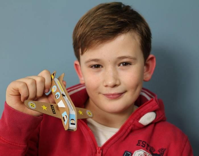 PIROUETTE CACAHOUETE Mes avions � r�action - D�s 4 ans (2)