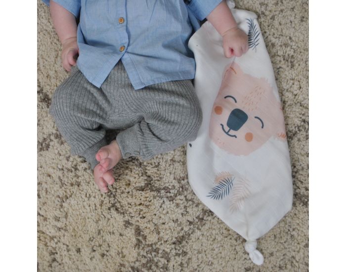 CAROTTE & CIE Doudou plat en lange bio Koala (3)