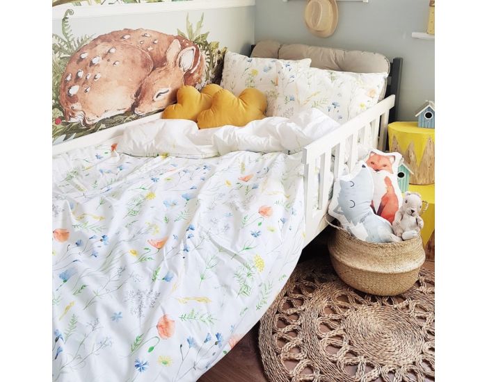 SEVIRA KIDS Couette et oreiller enfant 2 en 1 prt  dormir - Fleurs des champs (1)