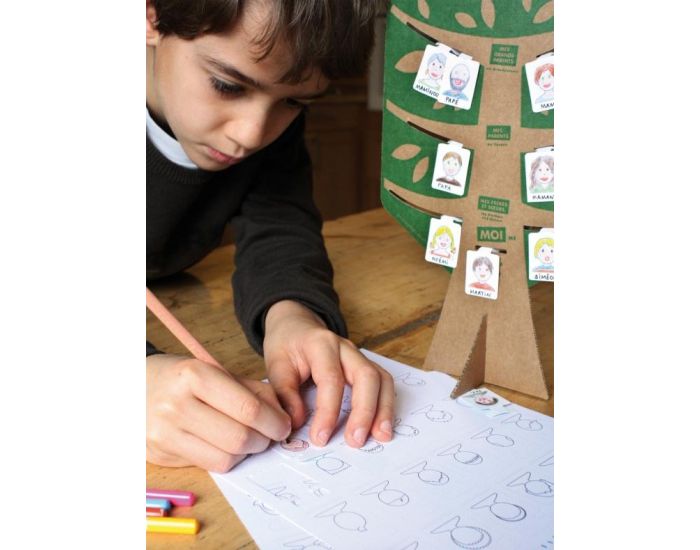 PIROUETTE CACAHOUETE Mon Arbre G�n�alogique - D�s 4 ans (1)