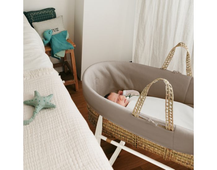  PREMIERS MOMENTS Couffin en feuilles de Palmier et Coton Bio + Support Blanc (5)