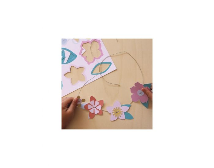 PIROUETTE CACAHOUETE Kit Cratif Couronnes de Fleurs - Ds 5 ans (13)